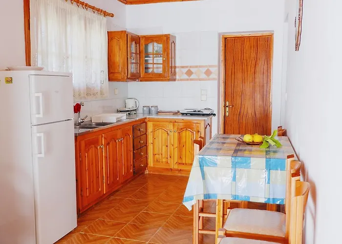 Irini Studios Apartment Alykes (Zakynthos)