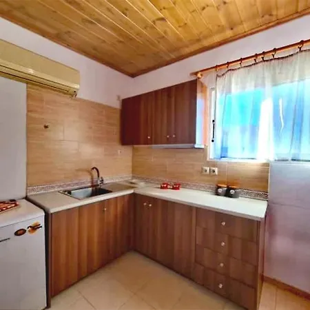 Апартаменты Irini Studios *